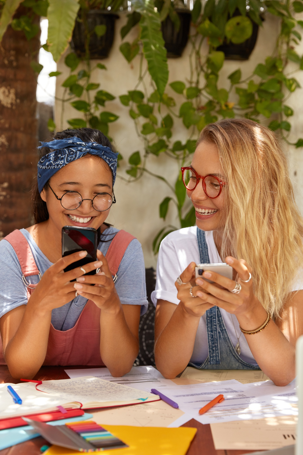 Engaging with the Unexpected: How to Capture Attention in a No-Limits Environment