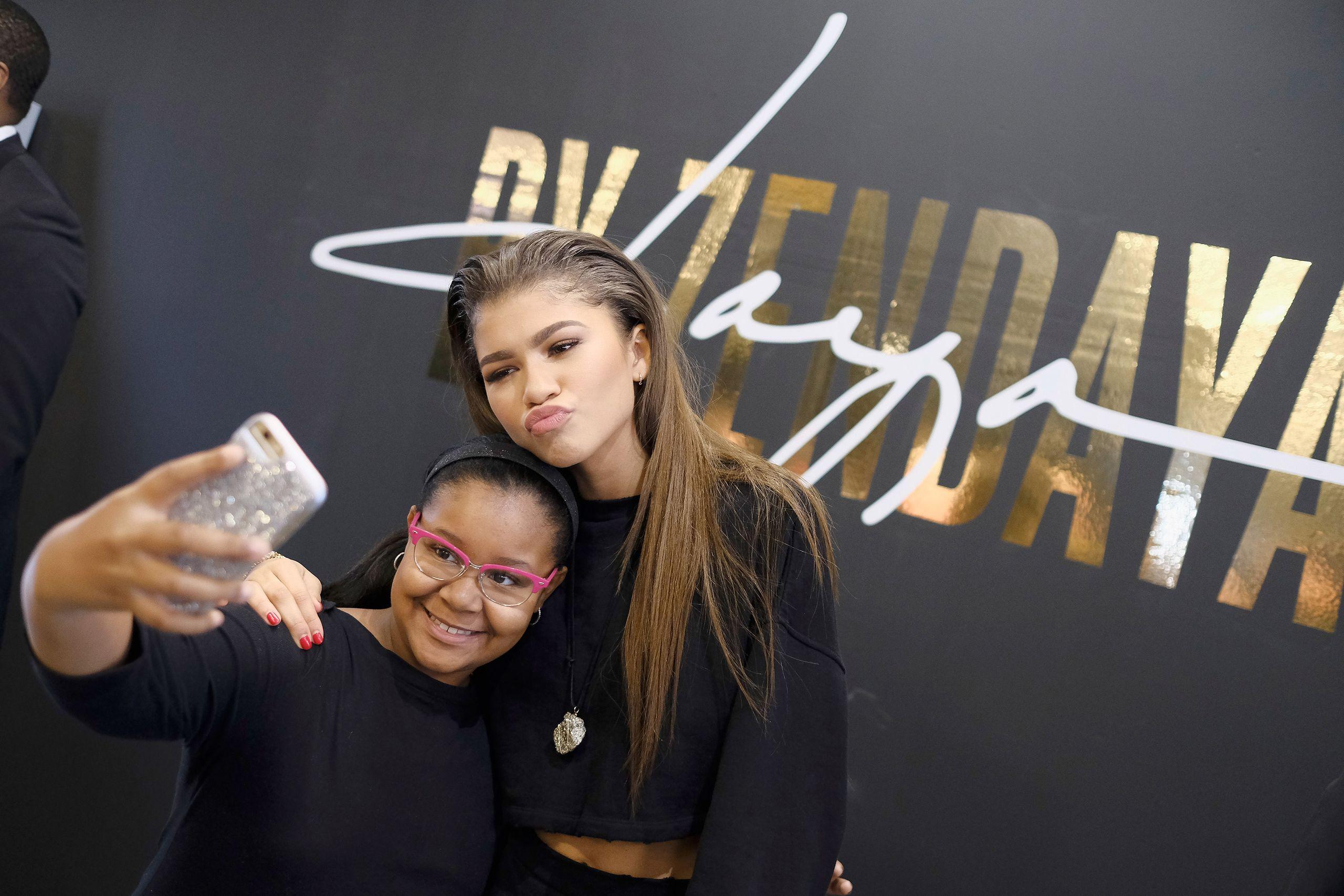 Zendaya Takes Over Social Media with Surprise Pop-up