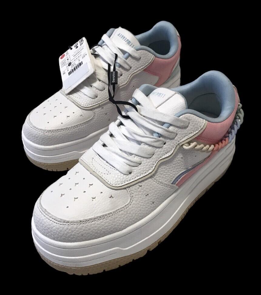 Teens Are Bringing Back Platform Sneakers in a Big Way