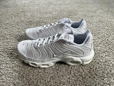 Air Max Plus Sneakers Re-enter Gen Z Style