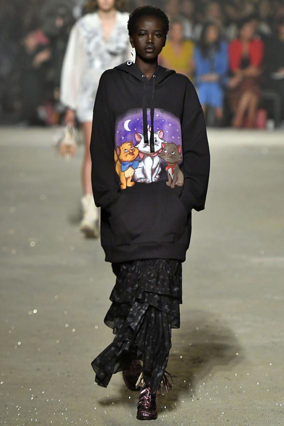 What’s trending now: oversized silhouettes and deconstructed clothing