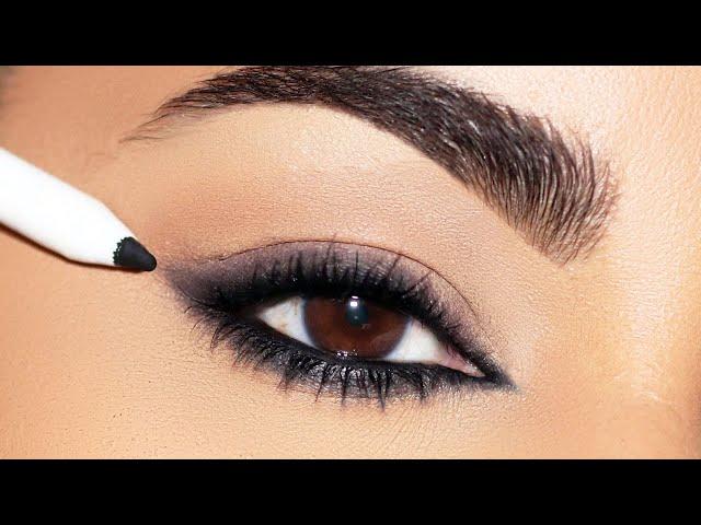 Kohl Eyeliner, Smoky Eyes, and 90s Revival Glam