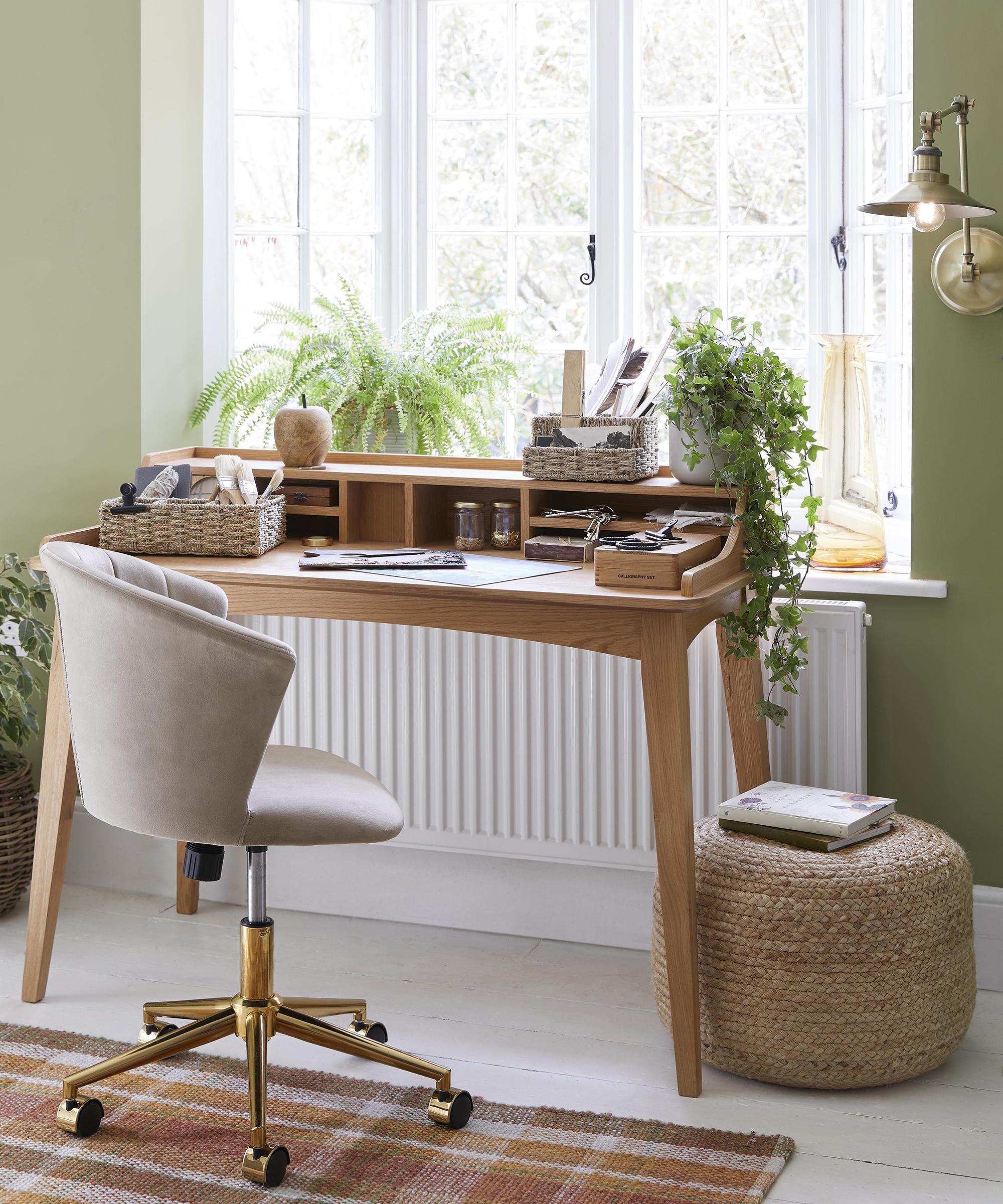Pinterest-Worthy Study Desk Ideas for Teens