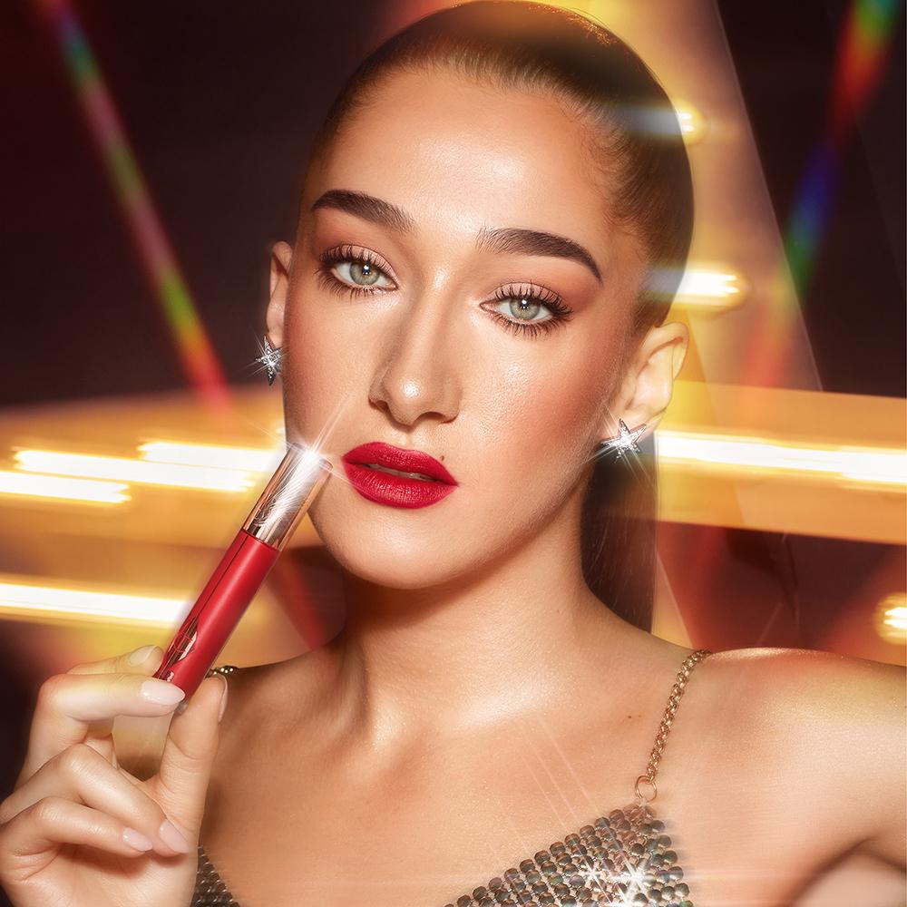 Bold Brows and Bare Faces: New Gen Z Makeup Rules
