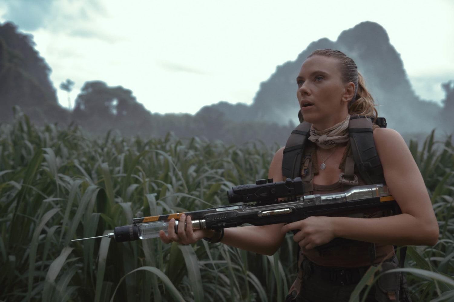 Scarlett Johansson Will Lead a BRAND-NEW ‘Jurassic World’ Movie.