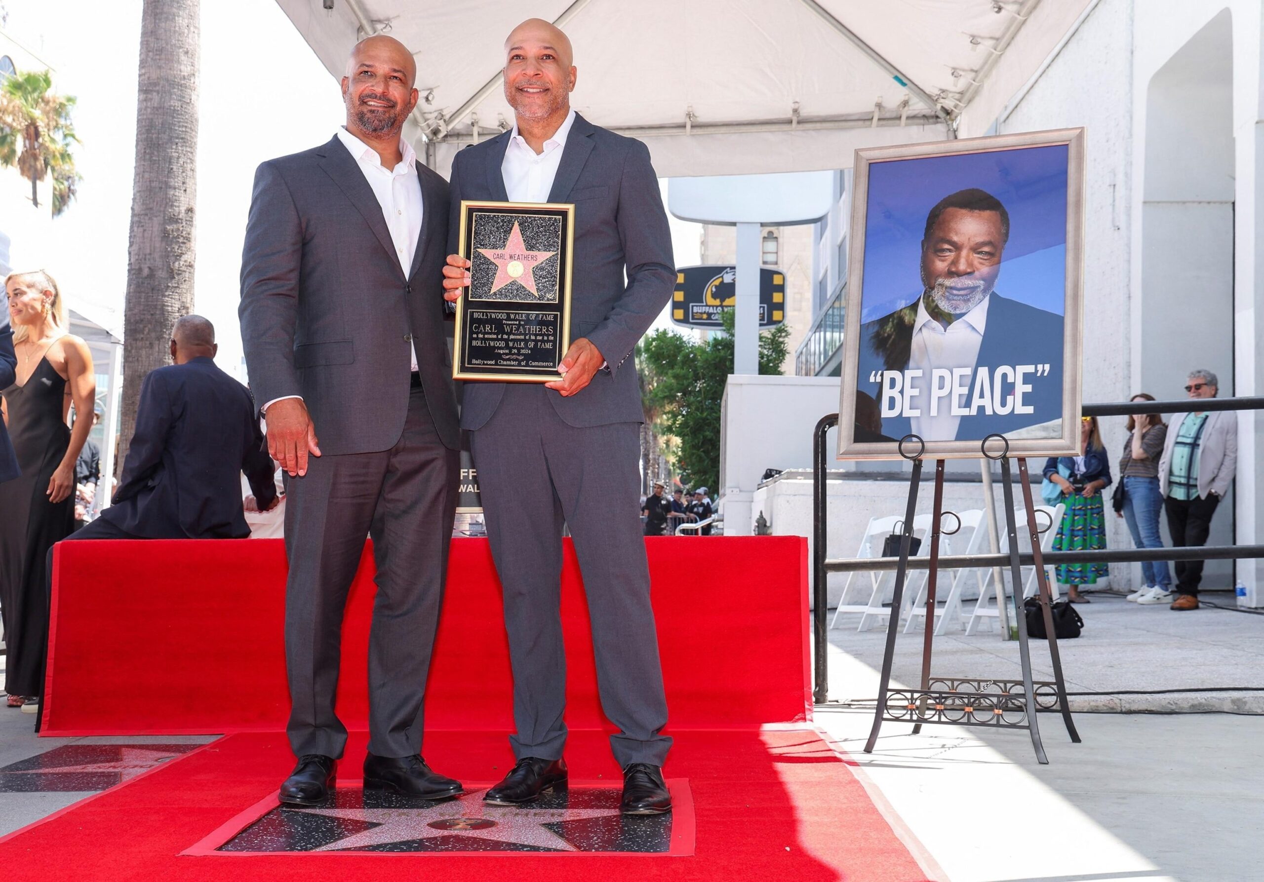 Hollywood Mourns the Loss of ‘Rocky’ and ‘Mandalorian’ Star Carl Weathers.
