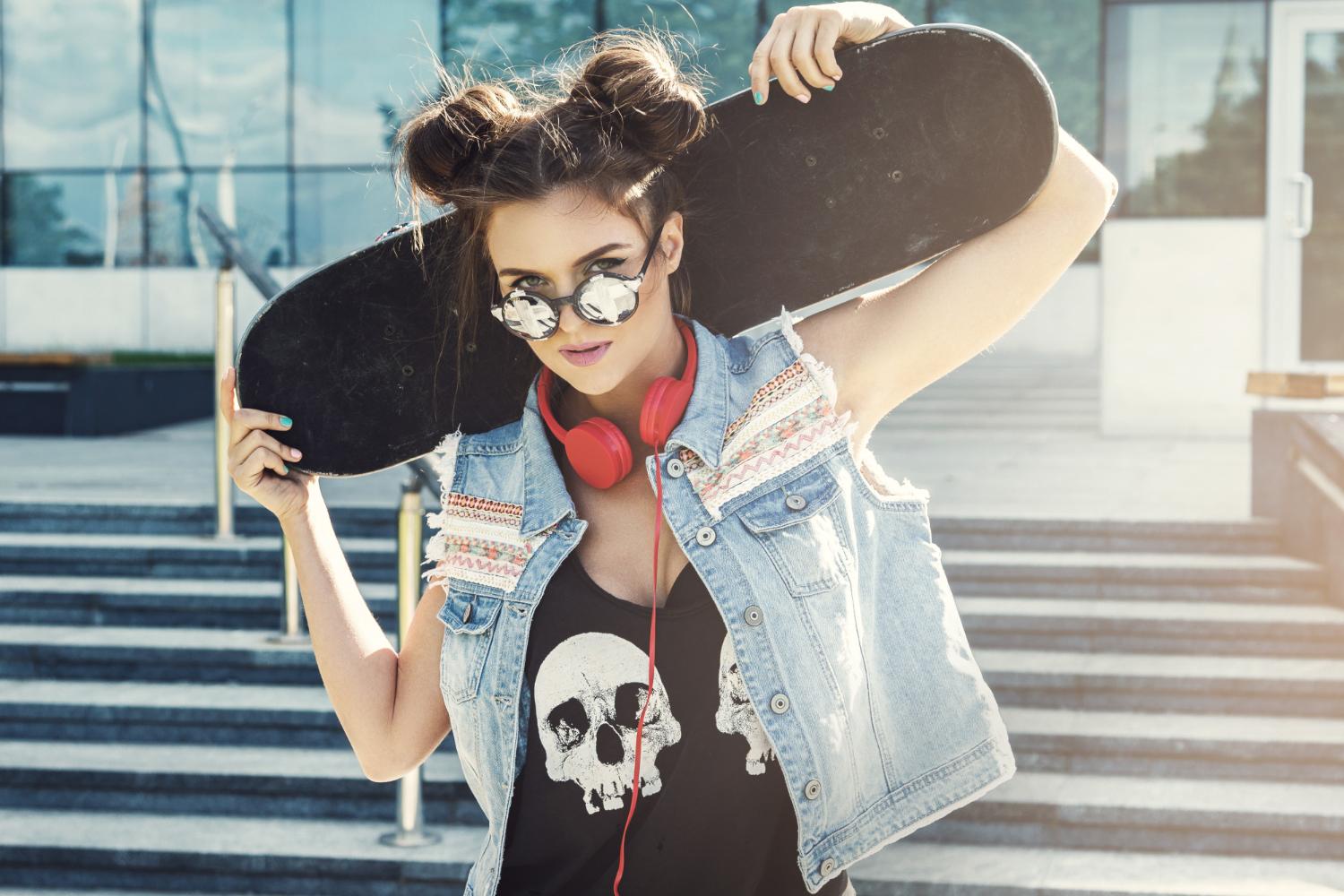 Forget Receipts! Da Queens VIP Turns Social Posts into Ghosts!