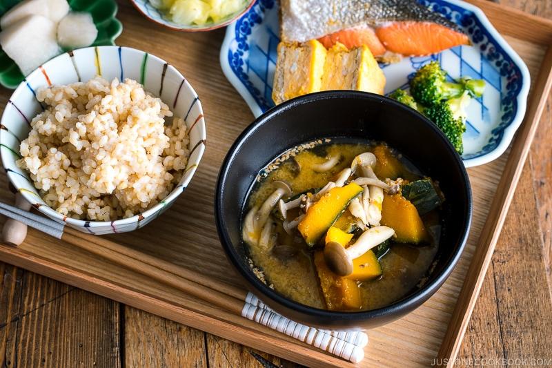 The Perfect WFH Lunch: Japanese Miso Soup with Tofu and Noodles.