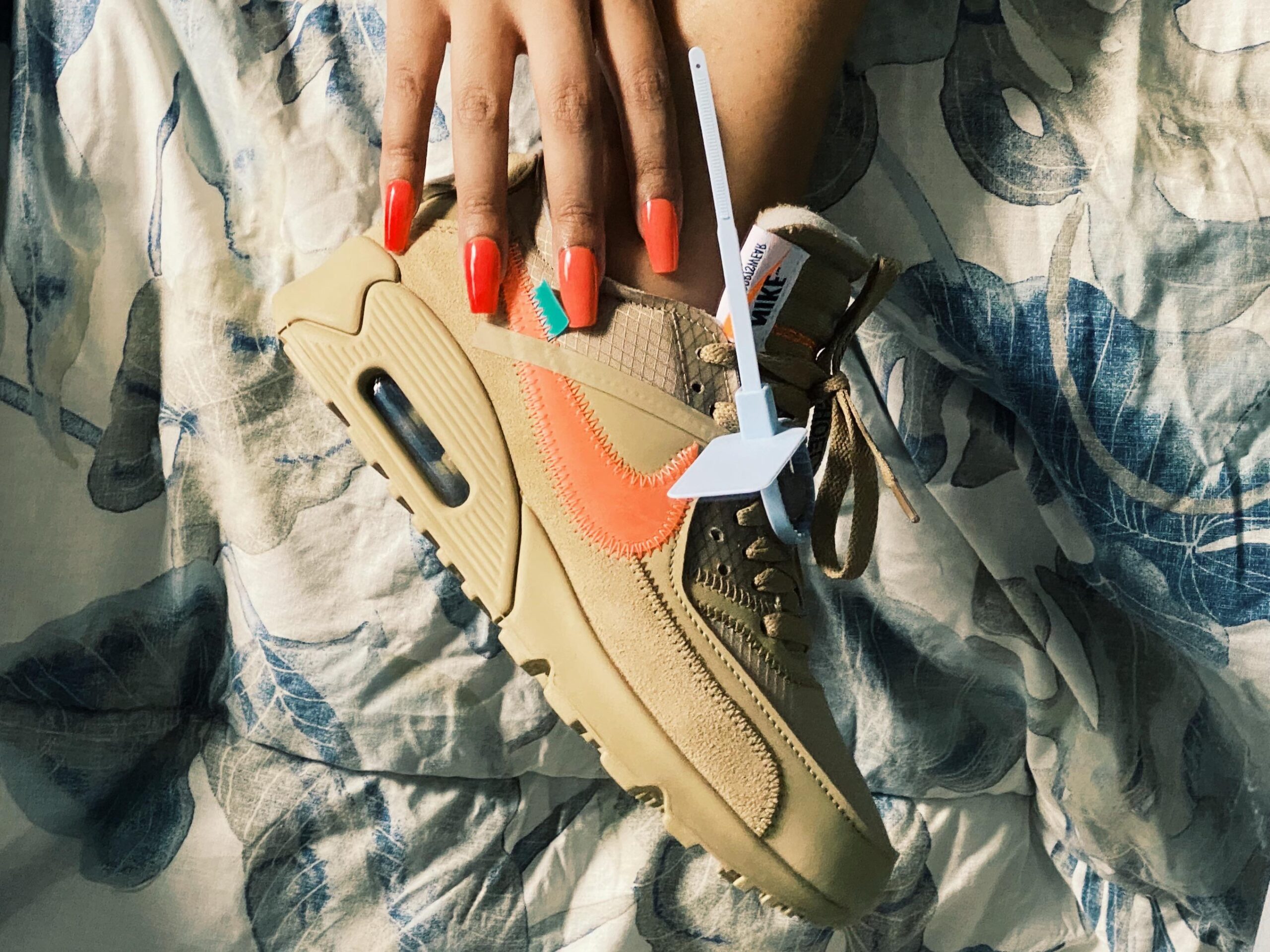 Matching Your Nails to Your Sneakers — A Full Guide