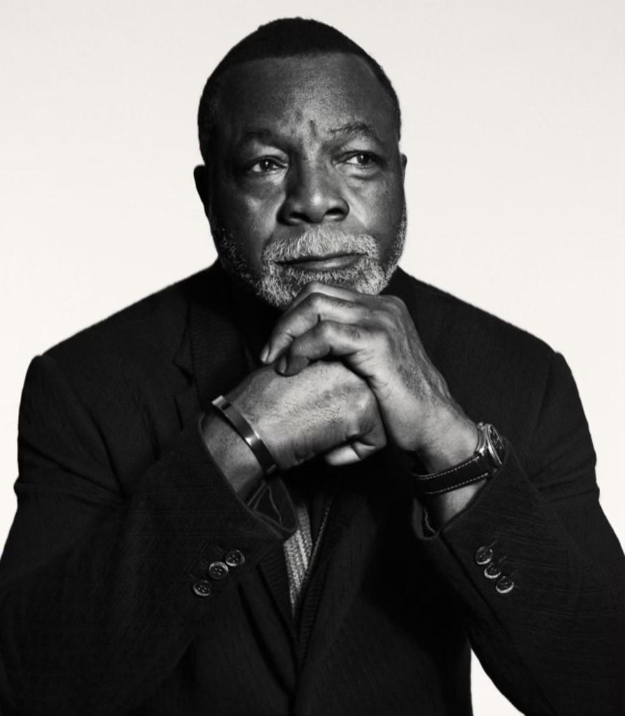 Hollywood Mourns the Loss of 'Rocky' and 'Mandalorian' Star Carl Weathers.