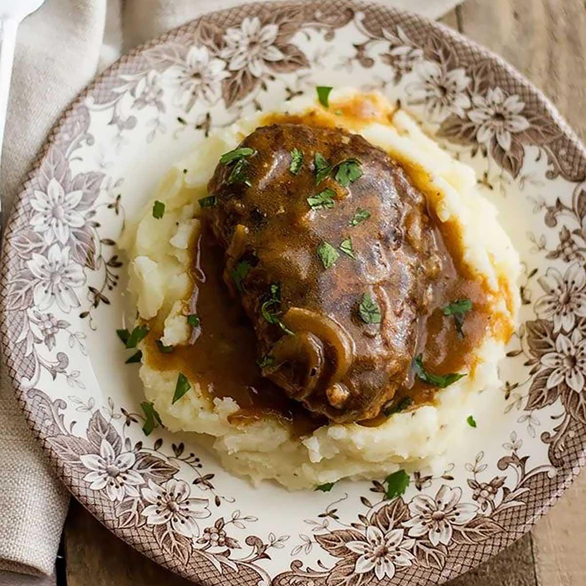 Hearty & Rich: The Ultimate Salisbury Steak with Mushroom Gravy.