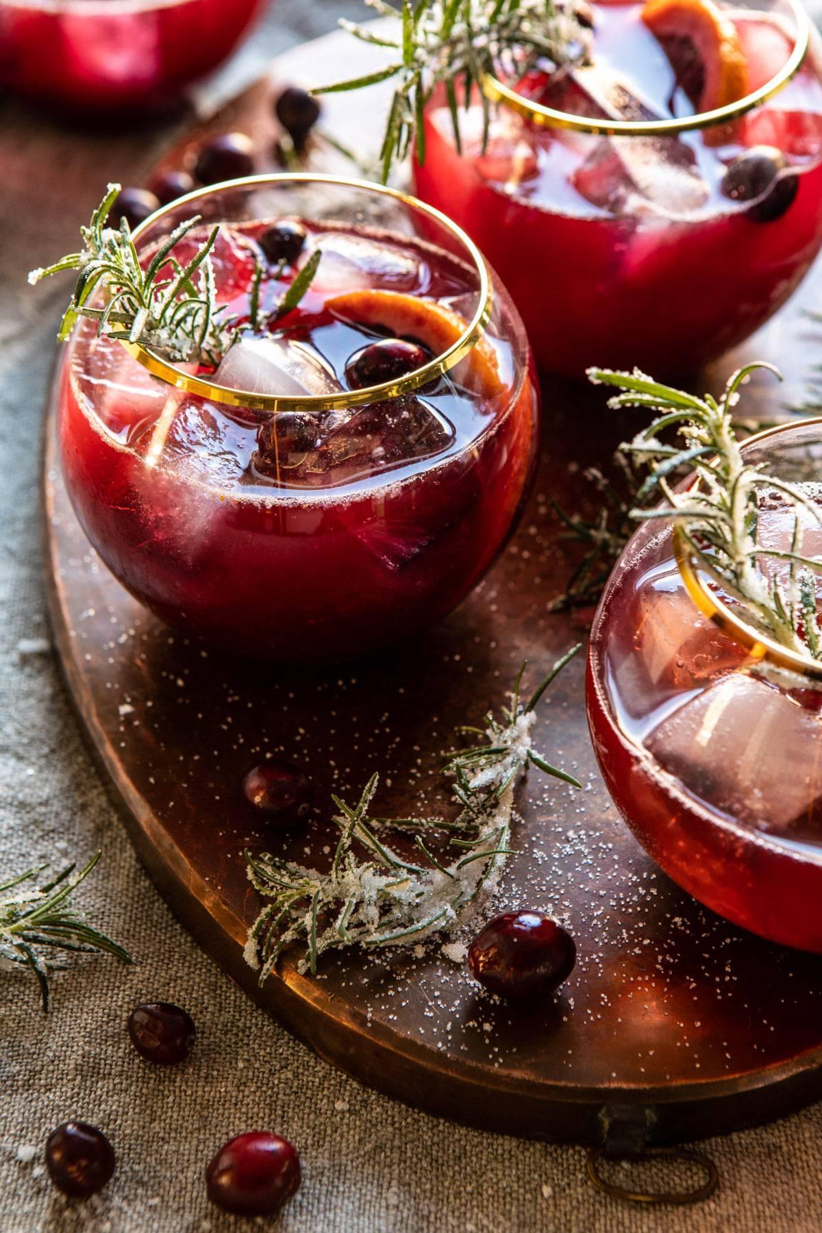 Shake Your Sips: Gobble Up These Quirky Thanksgiving Drinks!