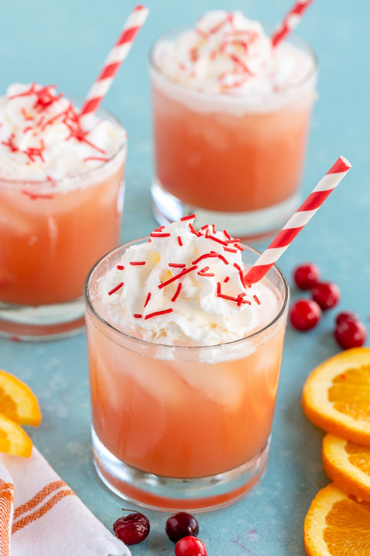Cheers to Turkeys: Quirky Thanksgiving Drinks for Family Fun!