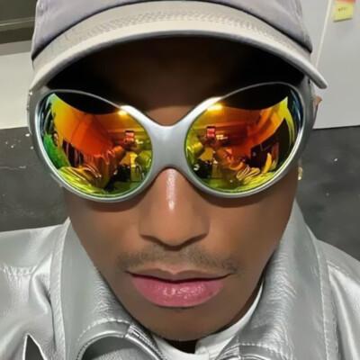 1) The Rise of Nostalgia: Y2K sunglasses have leaped from the depths of early 2000s fashion archives into the mainstream, embodying a nostalgic aesthetic that resonates with both millennials and Gen Z. These quirky frames signify a unique rebellion against the <a href=