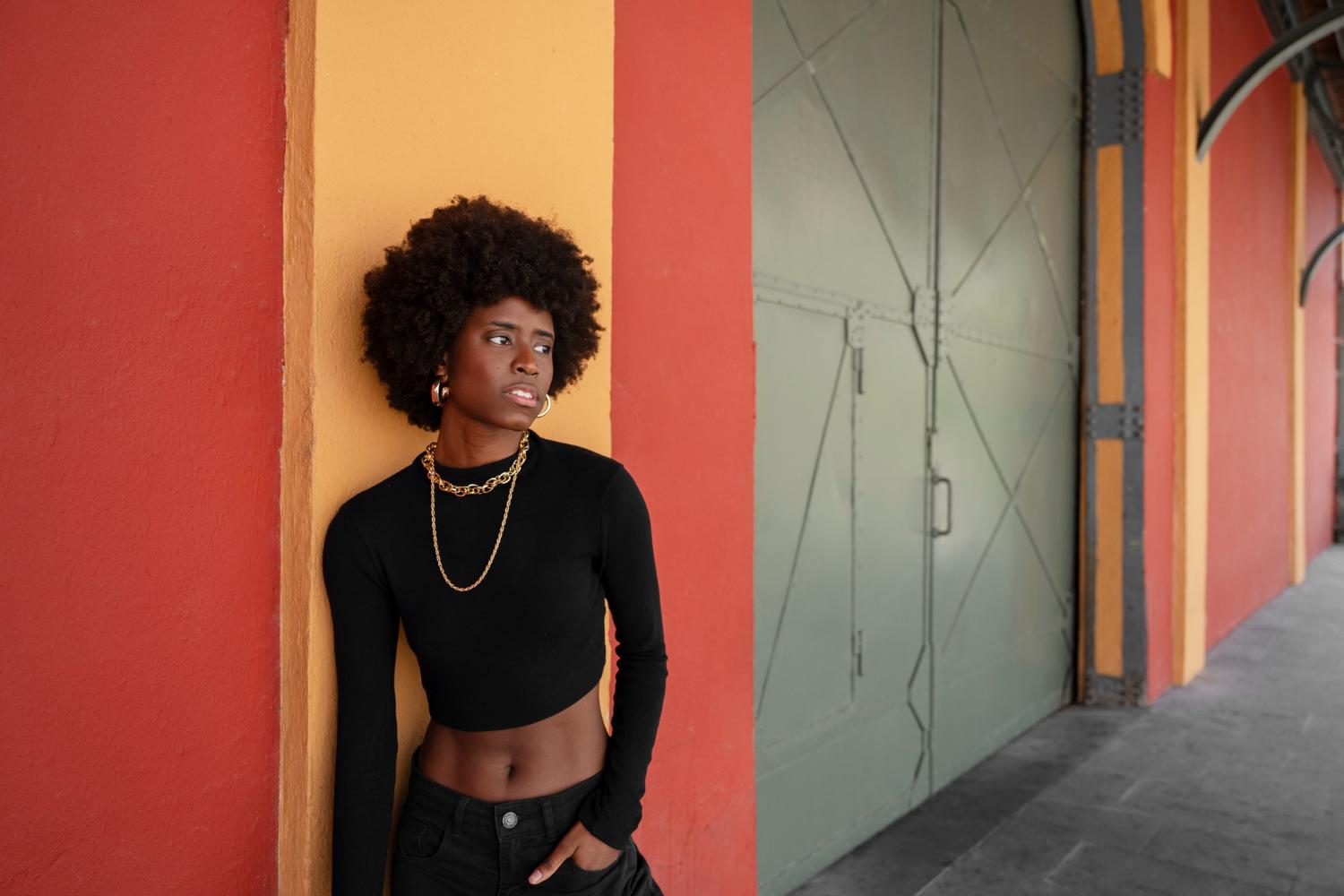 Shop Smarter: Da Queens’ Joyful Journey at BLUE Denim Outlet!