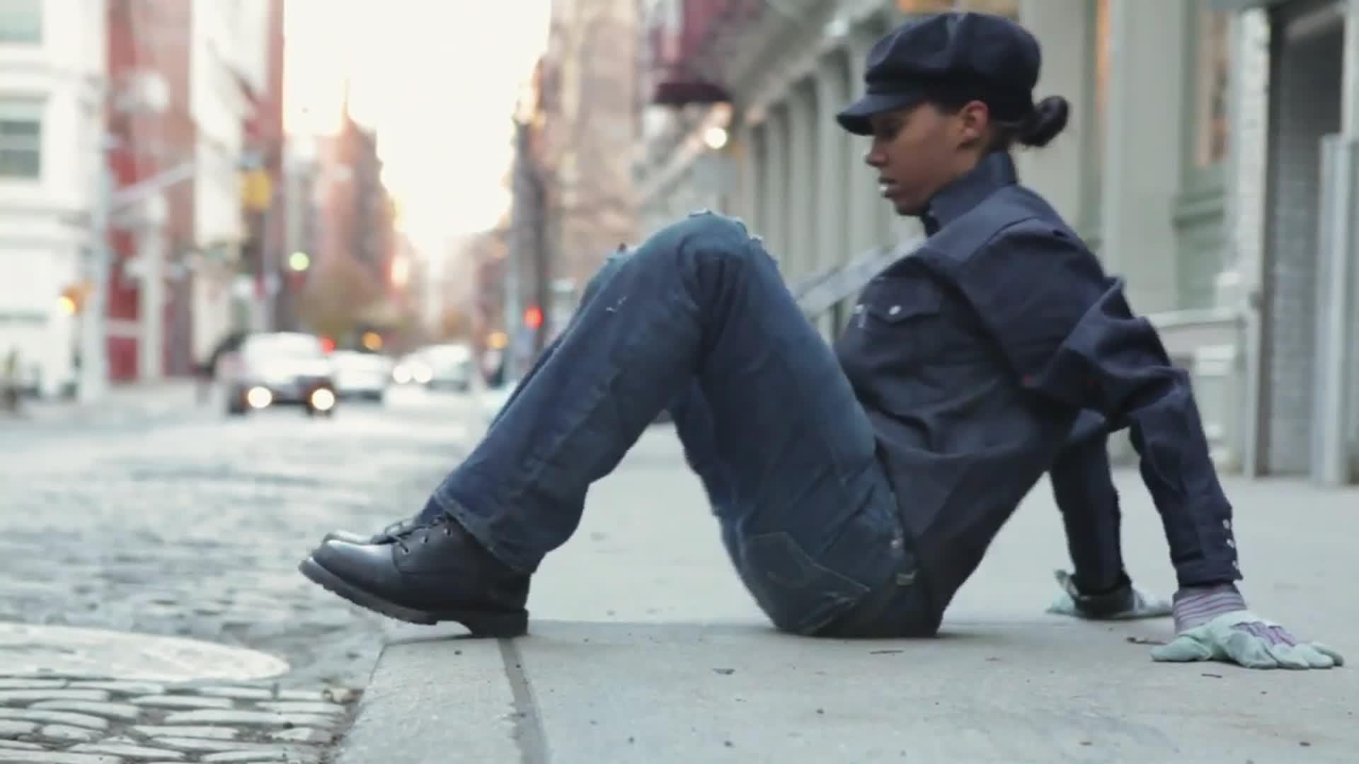 Score Big Savings: Blue Denim Outlet by Da Queens Unveils Chic Styles!