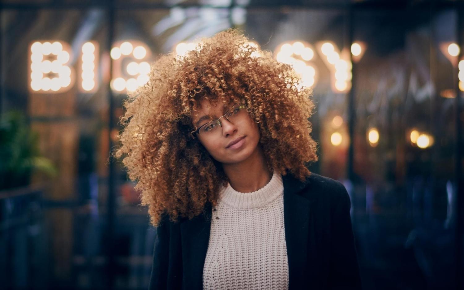 Discover Amazing Deals: Fashion, Tech, & Beauty at BLUE!