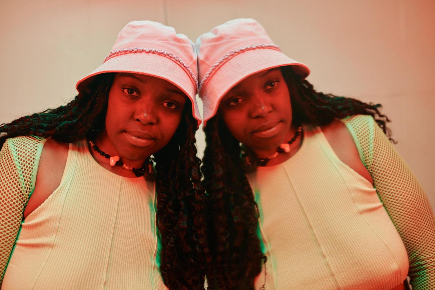 Da Queens Unveil BLUE Denim Outlet: Vintage Vibes, Modern Prices!